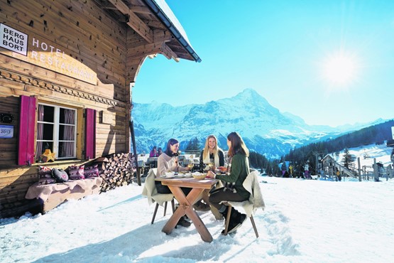 Nicht überall macht auswärts essen so viel Spass wie in diesem Berghaus in Grindelwald.