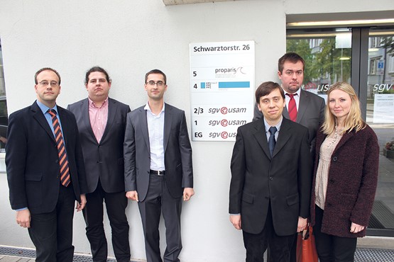 Die Delegation der Employers of Poland mit sgv-Ressortleiter Henrique Schneider (links) am sgv-Domizil in Bern.