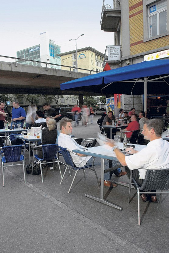 Von den Kleinbetrieben haben sich die Grossverdiener längst abgewendet: Restaurant in Zürich.