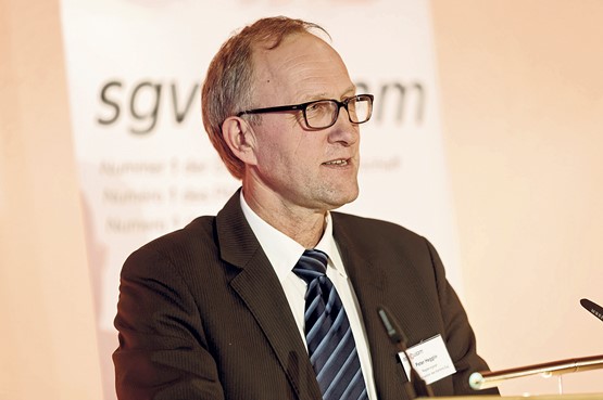 Peter Hegglin, Präsident der Finanzdirektorenkonferenz FDK, lehnt die nationale Erbschaftssteuer ab und ist dezidiert für die Beibehaltung der Pauschalbesteuerung.BILD: ANDRÉ ALBRECHT