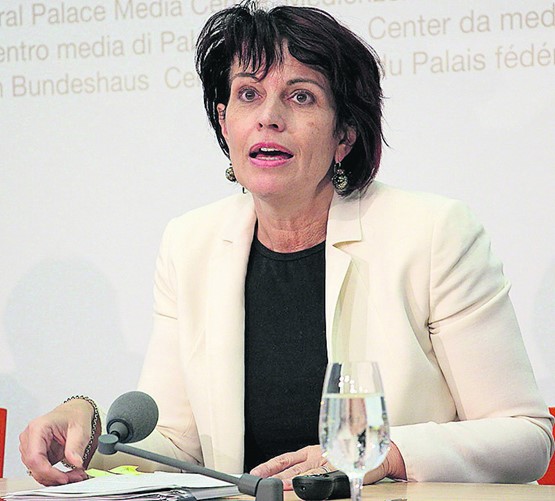 «Mit einer Sanierungsröhre schaffen wir am Gotthard eine dauerhafte, gute Lösung», versichert Bundesrätin Doris Leuthard. Bild: Corinne Remund