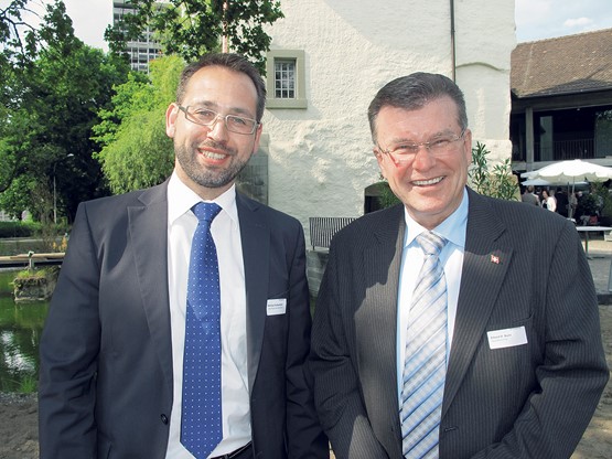 Passage du témoin chez proparis: à la fin de l’année, Erhard D. Burri (à droite) cèdera son poste de directeur à Michael Krähenbühl. 