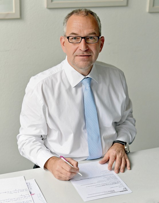 Mobiliar-Experte Fürsprecher Laszlo Scheda ist auf KMU-­Branchen spezia­lisiert.Bild: zVg
