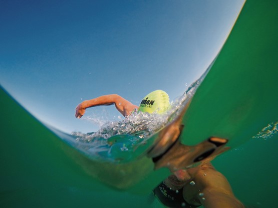 Comment cet artiste sportif se voit dans l’effort. «Je me laisse aller et dans ce relâchement, les nouvelles idées arrivent!»Photo: Marc Pury