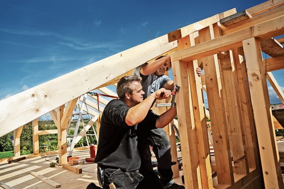 Ärger auf dem Bau: Manchmal benötigt man eine Betriebsrechtsschutzversicherung, die das Zusatzrisiko «Vertragsrechtsschutz» gegen eine Zusatzprämie deckt. Bild: Fotolia