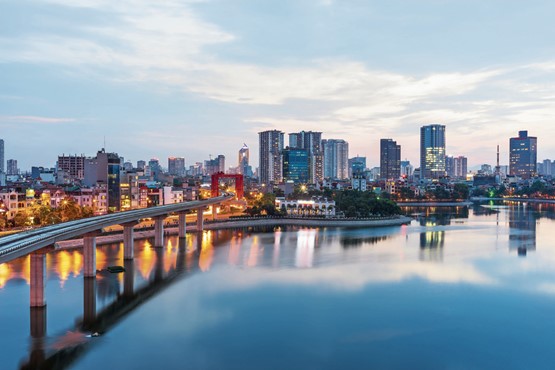 Für viele gilt Vietnam als der nächste grosse Wachstumsmarkt: Blick auf die Skyline der Hauptstadt Hanoi.Bild: 123RF