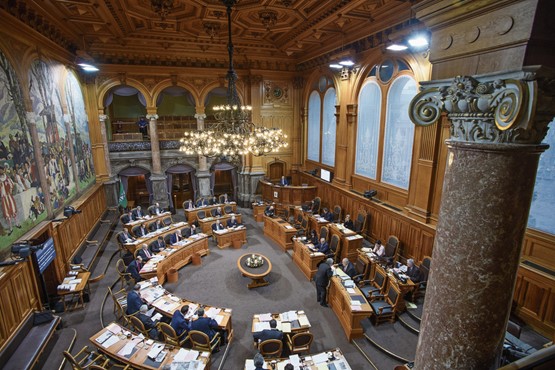 Les Etats ont voté en faveur des PME. Que fera le National. Un débat à suivre de près!Photo: Parlement.ch