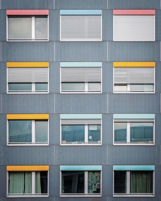 A Genève, les propriétaires ne rénovent pas les appartements pendant des décennies afin de maintenir les loyers au même niveau. Photo: Daniel Fazio/Unsplash