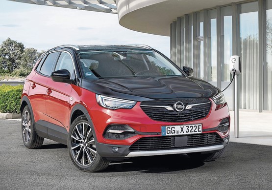 Opel Grandland X Hybrid: kraftvolles Allrad-SUV.