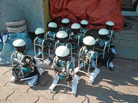 La route après une tempête de sable. Les robots jockeys permettant aux dromadaires de donner le meilleur d’eux-mêmes, comme les PME suisses à l’exportation. Savoir saisir sa chance…Photos: Unsplash