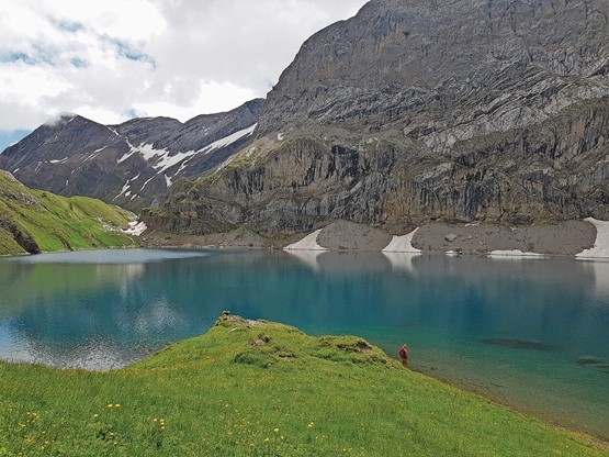 Le lac d’Iffigsee, joyau du Simmental et havre de paix. On s’y rend depuis La Lenk.Photo: Ulysse OG 