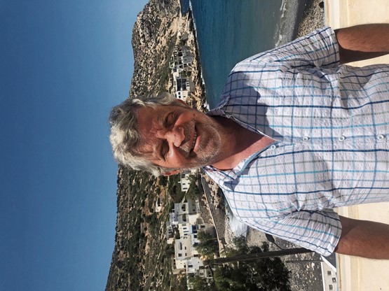 Le «Gréco-Romand» Yannis Gerassimidis à Naxos. Ce professionnel se dit attristé par la situation de l’hôtellerie lausannoise.Photo: B.S.