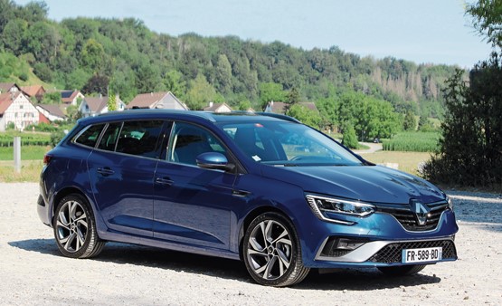 Renault hat in kurzer Zeit praktisch seine ganzen PW-Baureihen elektrifiziert. Hier der Mégane.