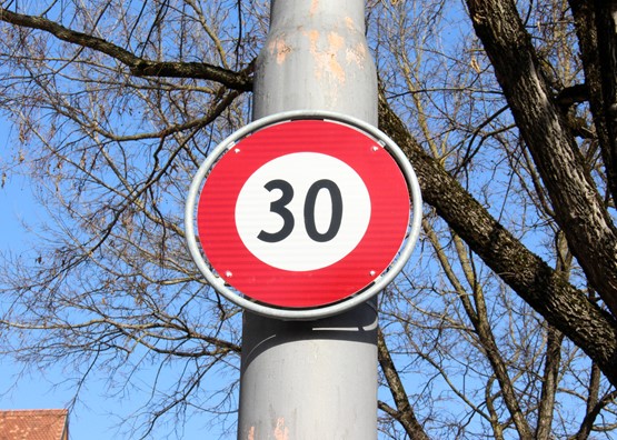 Un sujet qui préoccupe fortement : La limitation de vitesse à 30 km/h. Photo: uhl