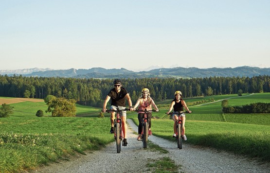 Egal mit wie vielen Rädern und welcher Art von Fahrrad Sie unterwegs sind – es wird ein Abenteuer. Hier Huttubärg. Bild: myoberaargau