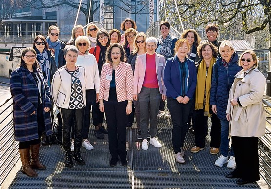 Les Femmes PME Suisse vers de nouveaux défis avec le départ Christine Davatz leur présidente (au centre) et Michèle Lisibach (à gauche) qui lui succède.Photo: dr