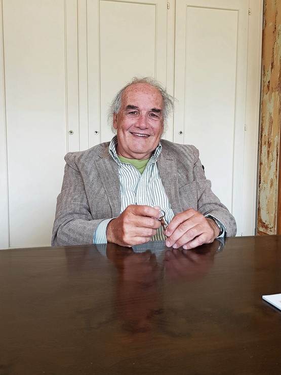 «Wir alle sind immer noch auf Erdölprodukte angewiesen»: Jean-Pierre Passerat, der Präsident der Sappro SA.Bild: Oth