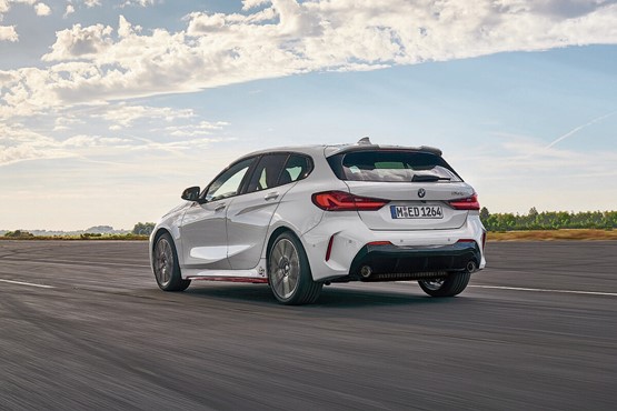 Auffällige Optik, wunderbares Fahrverhalten: Der BMW 128ti schliesst die Lücke zwischen dem 120i und dem Topmodell M135i xDrive.Bild: zVg