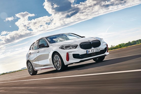 Auffällige Optik, wunderbares Fahrverhalten: Der BMW 128ti schliesst die Lücke zwischen dem 120i und dem Topmodell M135i xDrive.Bild: zVg