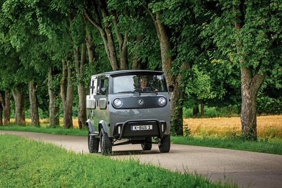 Der Xbus ist als Pick-up, Kastenwagen, Kombi oder Camper erhältlich.