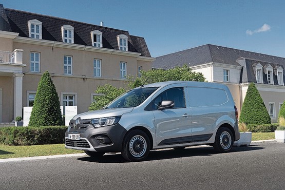 Der Renault Kangoo teilt sich die Technik mit dem Mercedes Citan und dem Nissan Townstar.