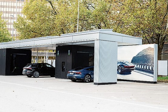 Der neue Audi Charging Hub hat vier ultraschnelle Ladepunkte.Bild: zVg
