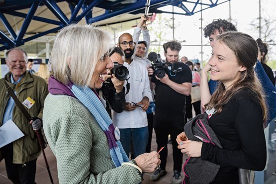 Die Konzernverantwortungsinitiative 2.0 wäre ein gefundenes Fressen für links-grüne NGOs und Anwaltskanzleien, um eine riesige Klagewelle loszutreten. Greta Thunberg und die von Greenpeace vorgeschobenen «Klimaseniorinnen» würden sich ins Fäustchen lachen. Bild: Keystone