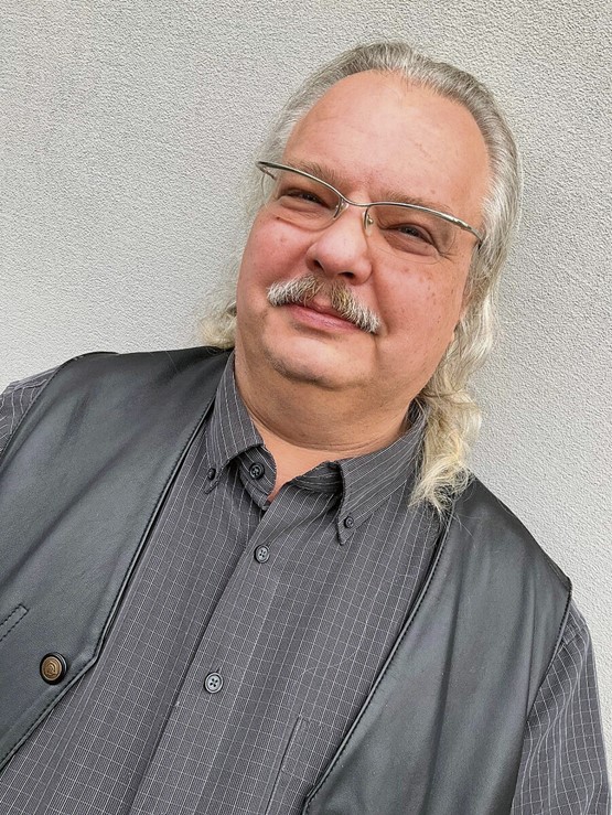 Geschäftsführer: Sebastian Schmitt.