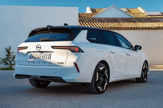 Die sportliche GSe-Aufmachung steht dem Opel Astra sehr gut.Bild: zVg