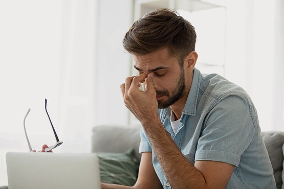 Ein Case Manager klärt die Situation des Mitarbeiters ab, zum Beispiel bei psychischen Beschwerden.Bild: 123RF