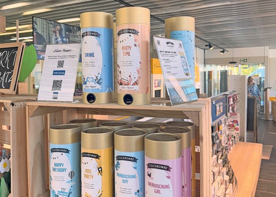 Die neuste Kreation aus dem Haus Artoz Papier AG ist «Happy Moment»: Die nachhaltige Tischbombe ist wiederverwendbar und sorgt ohne Rauch und Gestank für jede Menge Spass.  Bild: zVg 