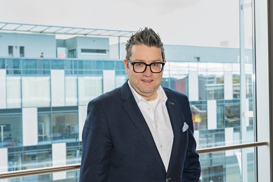 Andrea Ullius freut sich, Jugendliche an SwissSkills 2025 für den Drogistenberuf begeistern zu können. Bild: zVg