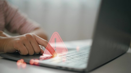 Ein wichtiger Schritt zur Erhöhung der Cybersicherheit ist die Verbesserung der digitalen Grundkompetenzen der Mitarbeiter. Bild: 123RF