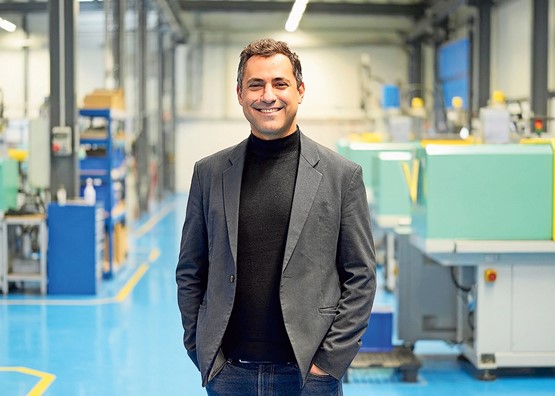 Raphaël Hatem, directeur du Swiss Polymers Cluster. Le plastique l’a vite passionné! Photo: dr
