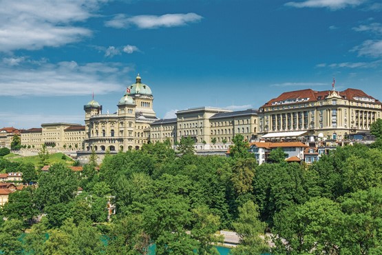 Les charges générées par un excès de règlementations finissent par paralyser les PME. Photo:123RF