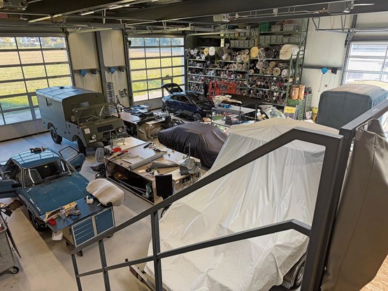 Flexibel und nah bei den Kunden: Die Hüppi Leder und Textil AG haucht dem Interieur von Fahrzeugen, Booten sowie auch in der Stube neues Leben ein.