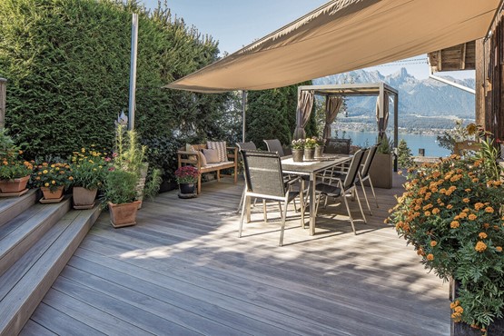 Besonders gefragt sind Holzböden sowie Terrassenbeläge im Aussenbereich – aus unterschiedlichen Holzarten oder aus modernen, holzähnlichen Alternativen. Bild: zVg