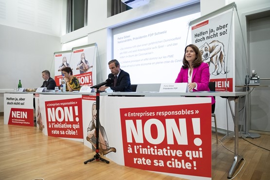 2020: rejet de la première initiative. 2026: la 2e mouture n’est pas plus acceptable. À l’époque parmi les opposants: Petra Gössi (PLR) et Gerhard Pfister (Le Centre).Photo: Keystone