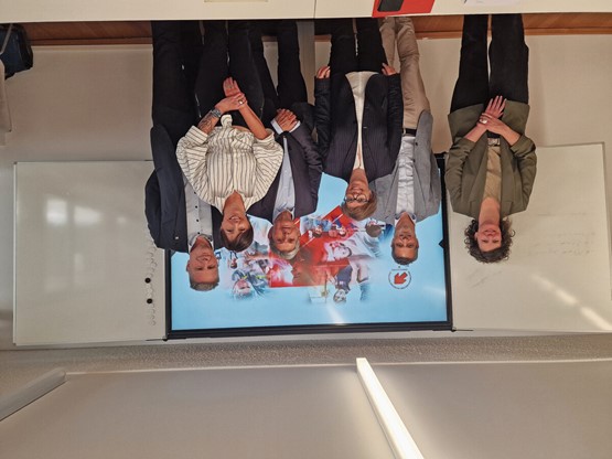 Unis pour valoriser l’apprentissage (de g. à d.): Mélanie Walser, Yann Huguelit, Céline Benoit, Jean-Claude Baudoin, Séverine Favre, Charles Constantin. dr