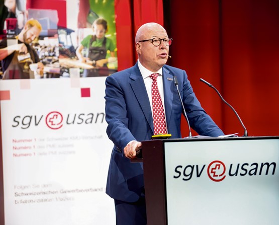 sgv-Präsident Fabio Regazzi wurde vom Gewerbekongress per Akklamation wiedergewählt. Bild: Nadia Schärli