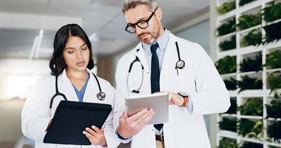 Benötigen mehr regulatorischen Spielraum: Die Belegärzte in der Schweiz verbinden ambulante und stationäre Versorgung, begleiten ihre Patientinnen und Patienten kontinuierlich und tragen wesentlich zur Effizienz und Versorgungsqualität bei. Bild: zVg