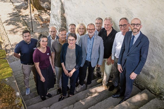 Conseil de fondation proparis: (de g. à dr.) Yannick Egger, Brigitta Bernet, Simon Schnyder, Kaspar Bütikofer, Bruna Campanello, Johann Tscherig, Silvia Fleury, Daniel Furrer, Reto Jaussi, Hans-Ulrich Bigler, Nicolas Leuba, Aldo Ferrari. (Absent de la photo: Jürg Rolli, Katharina Theresia Zerobin, Urs Kaufmann, Véronique Rebetez).Photo: Petra Angela Imhof, Communication et marketing