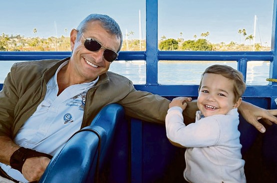 Le livre d’un jeune père septuagénaire qui a un fils de 3 ans. Un jeune père un peu vieux. Photo: dr