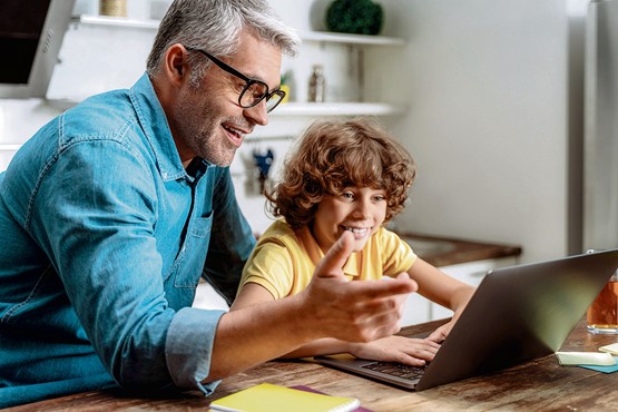 Cette nouvelle plateforme aide les jeunes et les adultes à s’orienter plus rapidement et à prendre des décisions éclairées en matière de formation et de carrière. Photo: 123RF