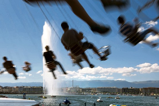 Les recettes fiscales affluent et très vite, les revendications inutiles donnent le vertige!Photo: Keystone