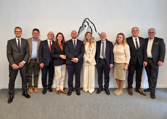 Le 7 octobre, l’usam accueillait une délégation bulgare conduite par la vice-ministre Tanya Pancheva et le vice-ministre Danail Rusev, avec des représentants de la Chambre de commerce bulgaro-suisse, d’un programme de coopération, de la HEFP et d’entreprises privées. Photo: usam / David Lamon