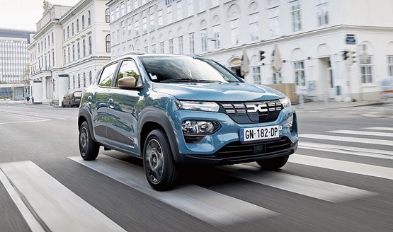 Der günstigste Stromer der Schweiz heisst Dacia Spring. Bilder: zVg
