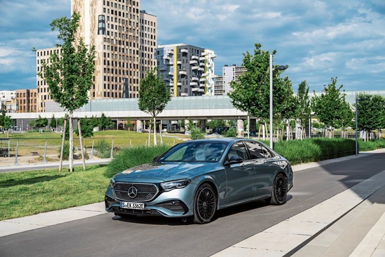 Die neue Mercedes E-Klasse ist ein Supercomputer auf Rädern.Bild: zVg