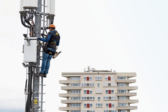 5G verbessert die Übertragungsraten der Daten deutlich – dies bei weniger Strahlung.Bild: Keystone