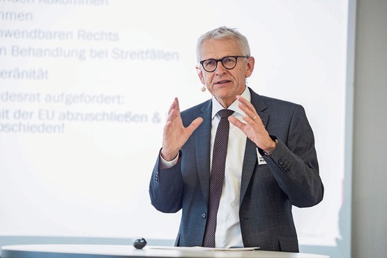 Mitte-Nationalrat Leo Müller fordert das SECO und das BSV auf, das Thema «Arbeitswelt 4.0 für Selbstständige» endlich ernst zu nehmen. Bild: zVg